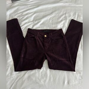 J Brand like new Skinny Leg Corduroy pants in BlackBerry Size 25